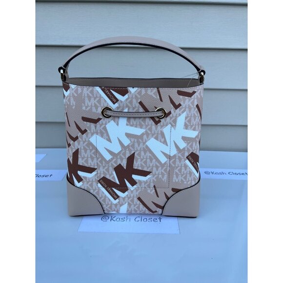 Michael Kors bucket bag mercer medium drawstring messager bag buff multi purse - Picture 4 of 9
